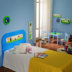 Mini Mesa y sillas infantil 2 col bee by Herdasa en muebles antoñán® León