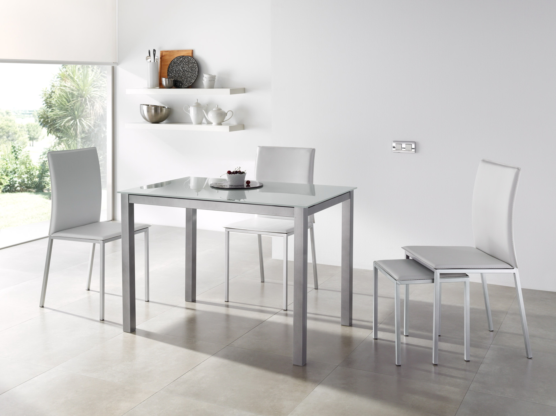 Mesas y sillas cocina de Importación by Herdasa 75760 + 75475 + 79485 en muebles antoñán® León